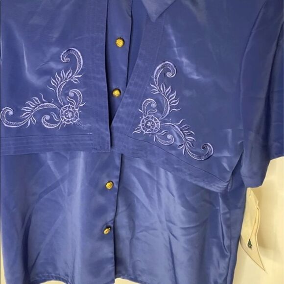 Jordan Petite Button Down Shirt NWT - Picture 4 of 4